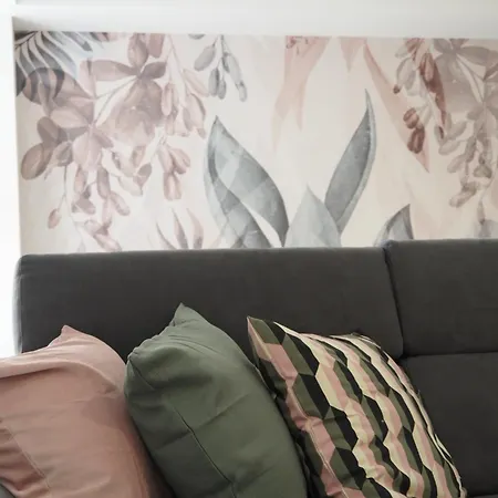 Ihost Luxury - Negroli 8